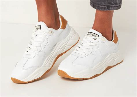 witte sneakers voor dames.